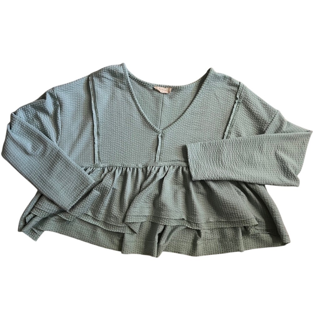 Altar'd State Sage Green Waffle Knit Peplum V-Neck Long Sleeve Top JB-11851LS M